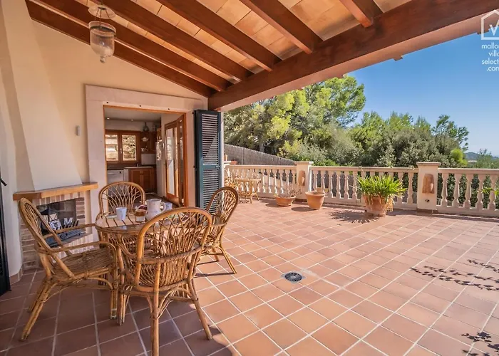 Casa Tres Pinos Alcanada By Mallorca Villa Selection